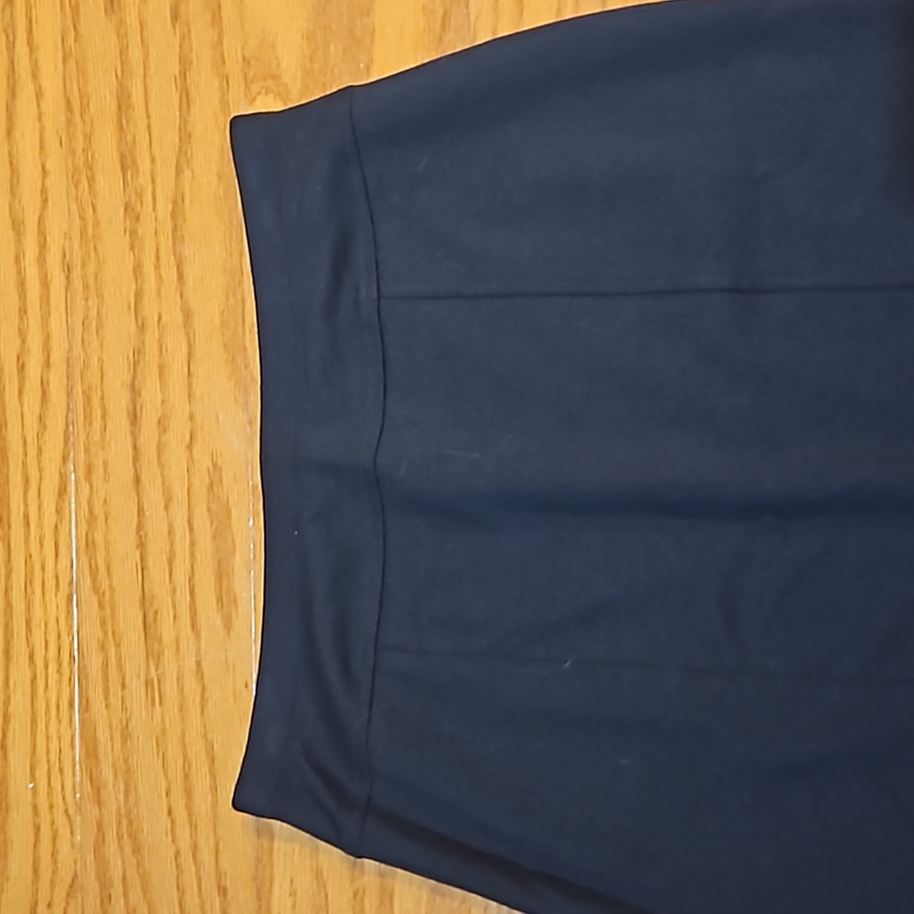 Ellen Tracy Black Stetchy Skirt - Picture 5 of 8